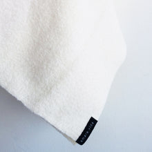 Lade das Bild in den Galerie-Viewer, blanket wool