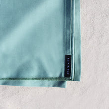 Lade das Bild in den Galerie-Viewer, blanket canvas colour