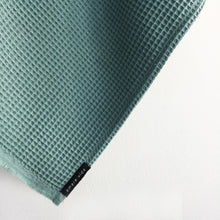 Lade das Bild in den Galerie-Viewer, towel waffle colour