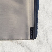 Lade das Bild in den Galerie-Viewer, blanket canvas
